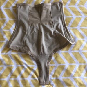 BelleFit postpartum belly binder